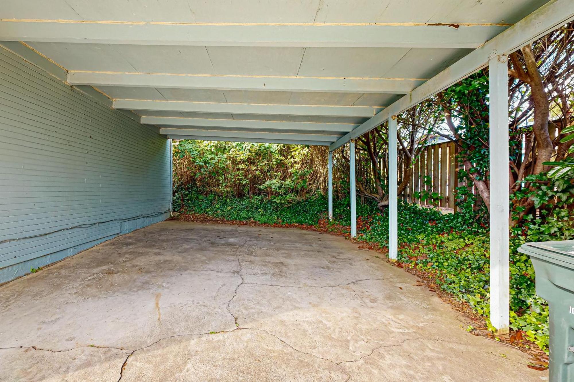 Sakina'S Paradise Two Newport Exterior photo